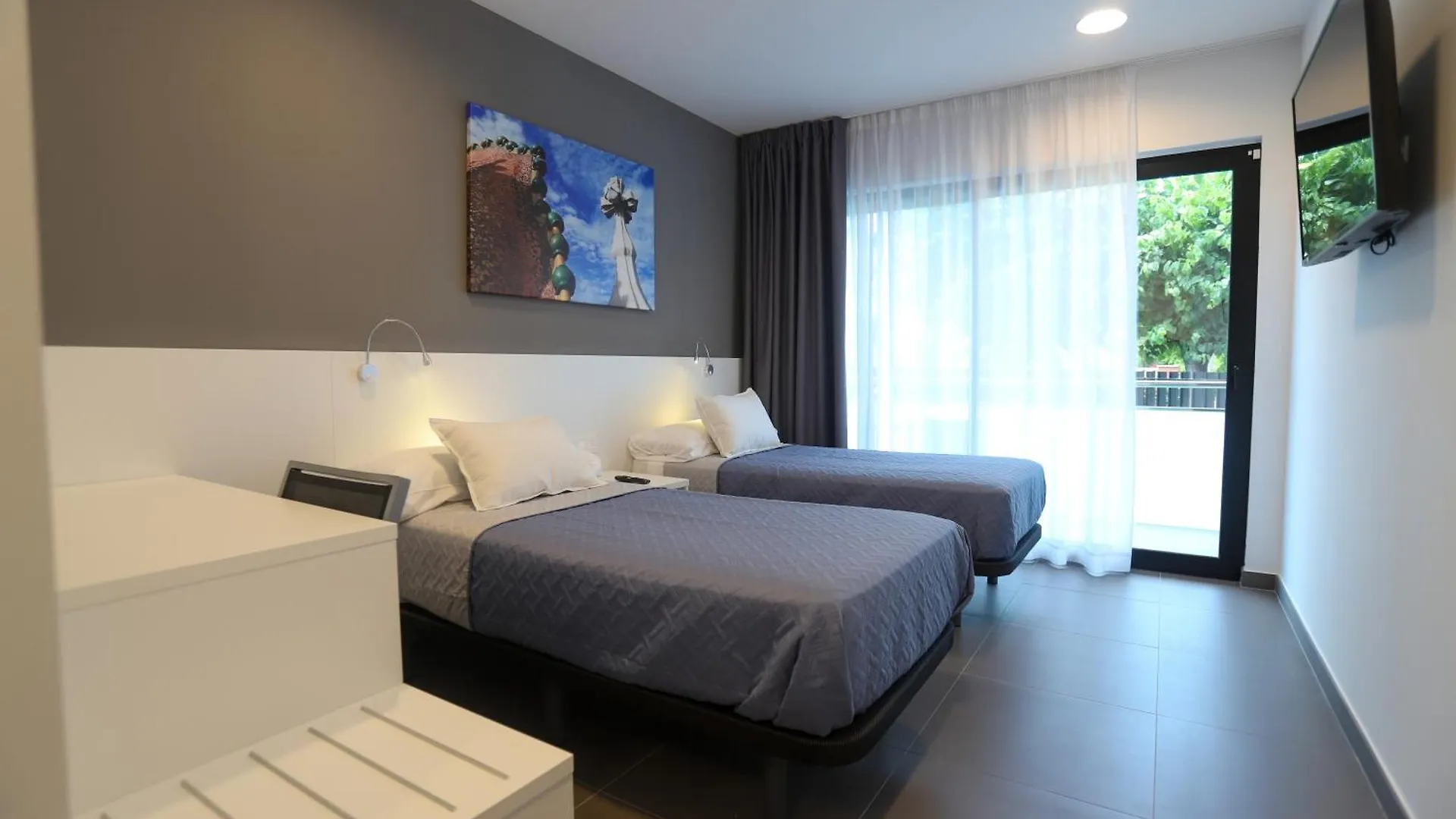 Hotel C31 Кастельдефельс