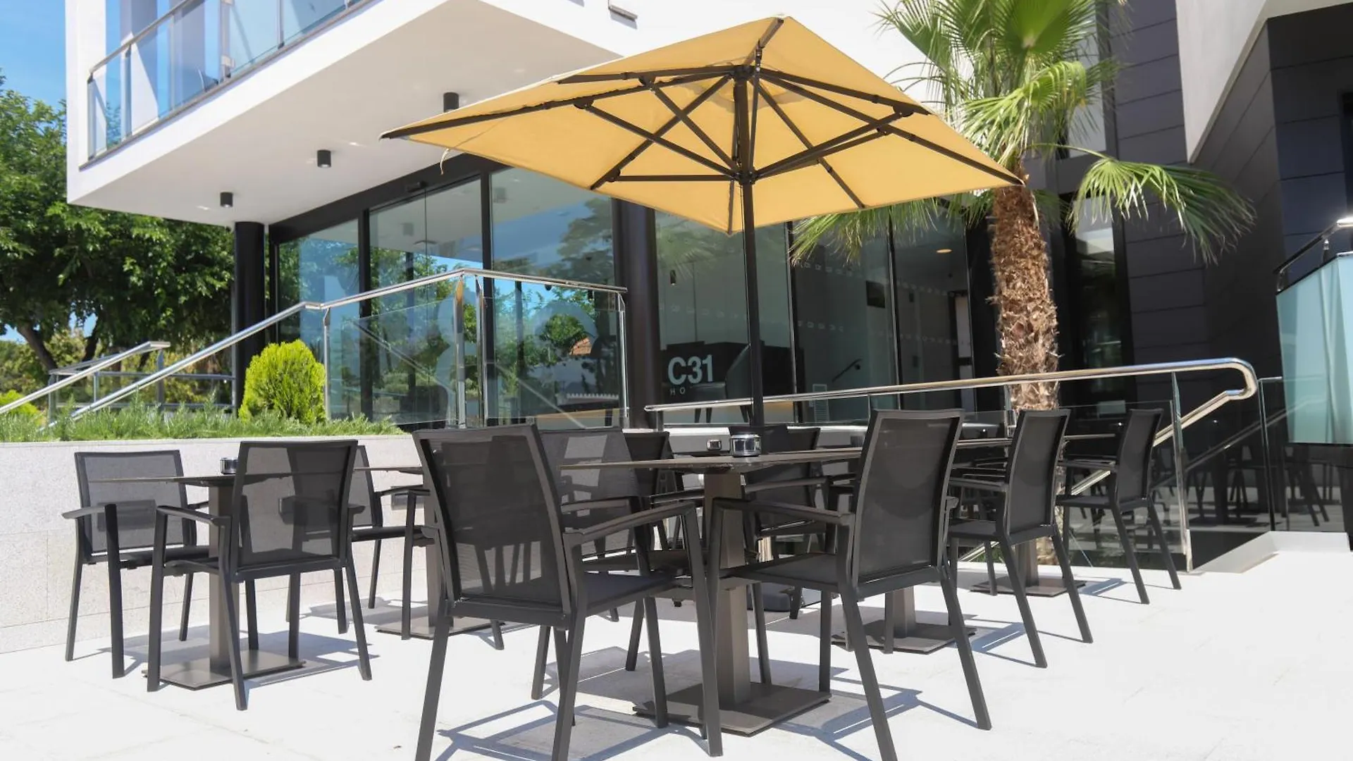 Hotel C31 Кастельдефельс